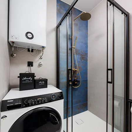 Luxury Ani & Ema With Jacuzzi Appartamento