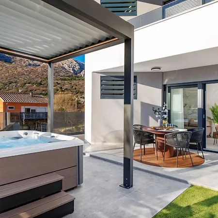 Appartamento Luxury Ani & Ema With Jacuzzi *